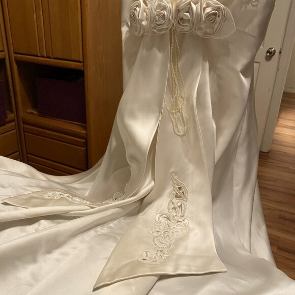 #17) Wedding Gown: Cream Roses - Picture 2 of 11
